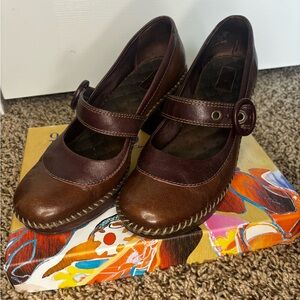Indigo by Clark’s Brown Mary Jane Shoes